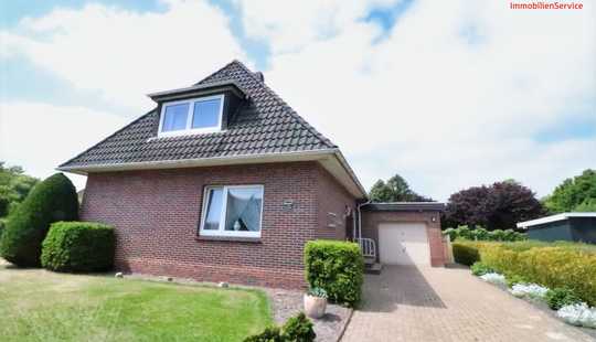 Bild von Wohnhaus mit gepflegtem Garten in bevorzugter Lage!