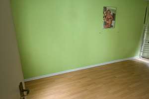 Helle 2-Zimmer-Wohnung im 1. OG  mit Balkon. Ideal für Selbstsanierer! – Pommernstr. 7, 58089 Vorhalle, Hagen – Vorschaubild 4