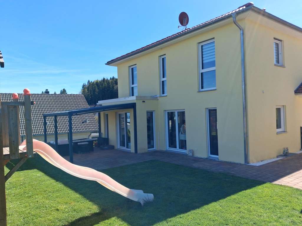 Immobilie in Obernheim - Modernes sonnenhelles Einfamilienhaus im Grünen - Bild 4