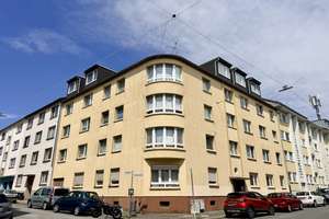 attraktive 3-Zimmer Wohnung in der Südstadt mit Garage und Stellplatz