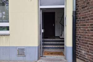 Lichtdurchflutete 2-Zimmer-Dachgeschosswohnung mit Kamin – 40549 Heerdt, Düsseldorf – Vorschaubild 17