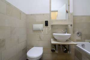 Stilvolle 4-Zimmer-Maisonettewohnung mit großzügiger Dachterrasse in Toplage von München-Trudering – Die vollständige Adresse der Immobilie erhältst du vom Anbieter., 81829 Trudering-Riem (Ortsteil), München – Vorschaubild 10