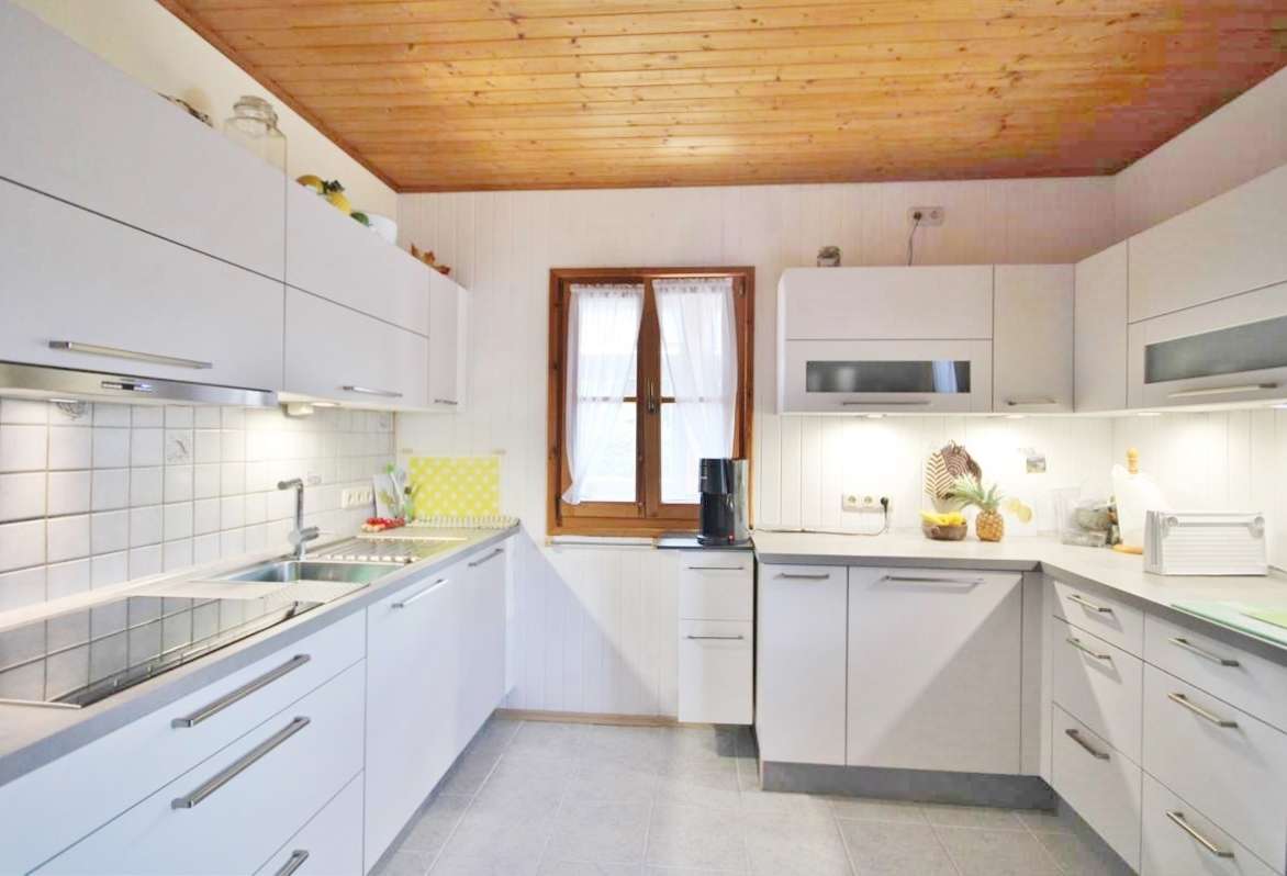 Immobilie in Hinterschmiding - "Für Menschen, die das Besondere lieben"
Liebevolles Unikat mit 2 Garagen, großzügigem Grundstück u - Bild 23