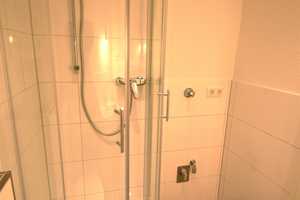 Erstbezug nach Sanierung! Apartment mit Einbauküche in Pempelfort – Schloßstr. 29, 40477 Düsseldorf – Vorschaubild 4