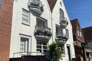 Elegantes Reihenmittelhaus mit 5 Zimmern in Husum – Die vollständige Adresse der Immobilie erhältst du vom Anbieter., 25813 Husum – Vorschaubild 2