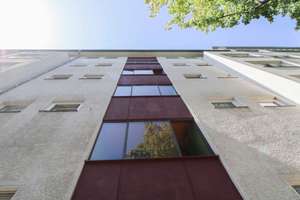 MFH mit deutlichem Entwicklungs- und Wertsteigerungspotenzial im Charlottenburger "Leibniz-Kiez" – Die vollständige Adresse der Immobilie erhältst du vom Anbieter., 10625 Charlottenburg, Berlin – Vorschaubild 9