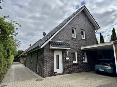 Modernes Einfamilienhaus in begehrter Lage – Neuwertig, exklusiv ausgestattet mit Sauna