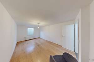 Kernsanierte Doppelhaushälfte mit 5 Zimmern und ca. 125m² Wohnfläche – Schwarze Heide 11, 30419 Stöcken, Hannover – Vorschaubild 3