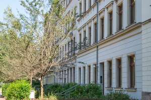 Herrliche Dachgeschosswohnung mit Balkon und Badewanne – Further Straße 40, 9113 Schloßchemnitz, Chemnitz – Vorschaubild 4