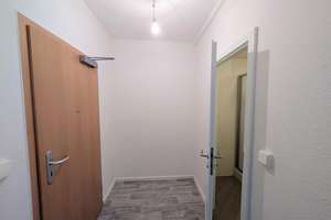 Charmante 2-Zimmer-Wohnung mit Dusche und Loggia – Wenzel-Verner-Straße 74, 9120 Helbersdorf, Chemnitz – Vorschaubild 7