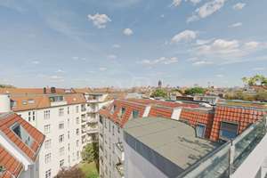 Großzügiges Dachgeschoss voller Wärme, Stil und Kaminambiente – Die vollständige Adresse der Immobilie erhältst du vom Anbieter., 10711 Charlottenburg, Berlin – Vorschaubild 11