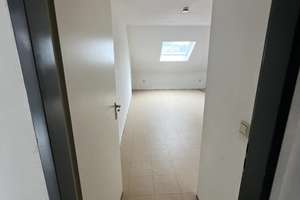 Helle DG Wohnung mit Balkon / 2,5 Zimmer in DU-Obermarxloh – Kampstr. 127, 47166 Obermarxloh, Duisburg – Vorschaubild 14