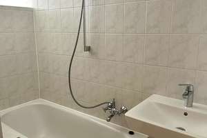 Bezugsfreie 1-Zimmer-Altbauwohnung – nur einen Steinwurf vom Lietzensee entfernt – Sophie-Charlotten-Straße 46a, 14059 Charlottenburg, Berlin – Vorschaubild 12