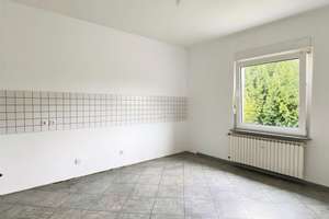 Tolle Etagenwohnung mit sehr guter Raumaufteilung und großer Küche – Die vollständige Adresse der Immobilie erhältst du vom Anbieter., 46045 Styrum, Oberhausen – Vorschaubild 2