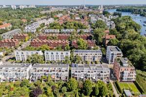 Townhouse mit direkter Wasserlage und Boots-Liegeplatz – Die vollständige Adresse der Immobilie erhältst du vom Anbieter., 10317 Rummelsburg, Berlin – Vorschaubild 2