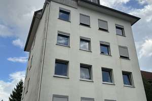 Klasse 2 Zi.-Wohnung mit Parkett, Duschbad, in Top Lage