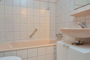 Modern möblierte Wohnung mit Stellplatz in Böblingen – Die vollständige Adresse der Immobilie erhältst du vom Anbieter., 71032 Böblingen – Vorschaubild 4