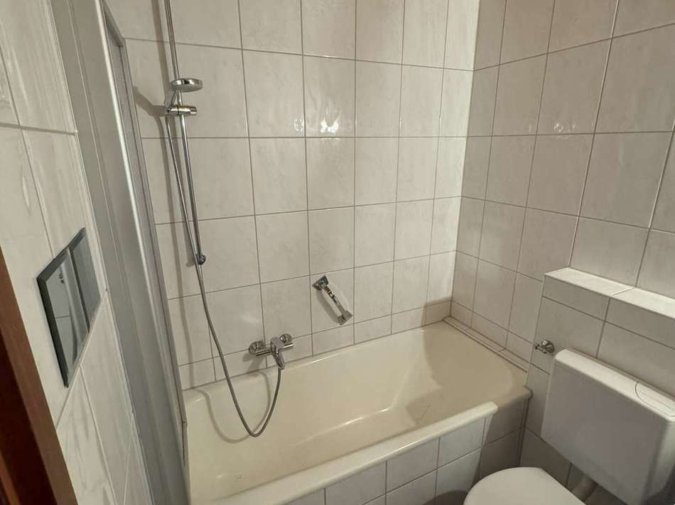 1Badezimmer, Wohnung 22, DG