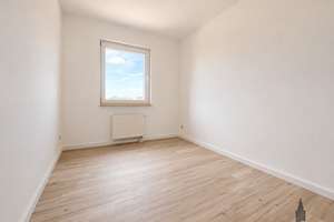 Bezugsfreie 4-Zimmer-Wohnung mit Balkon und Stellplatz in Magdeburg – Die vollständige Adresse der Immobilie erhältst du vom Anbieter., 39126 Rothensee, Magdeburg – Vorschaubild 32