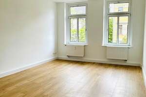 große 4-Raum-Wohnung mit Balkon in Leipzig - Gohlis ***TOP*** saniert