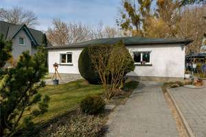 Bezugsfrei! Gepflegter Bungalow mit eigenem Innenhof und Nebengelassen in Potsdam – Die vollständige Adresse der Immobilie erhältst du vom Anbieter., 14480 Am Stern, Potsdam – Vorschaubild 6