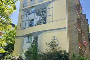 1-Zimmer-Wohnung mit Sonnenbalkon in Bestlage nahe KadeWe und Viktoria-Luise-Platz – Bamberger Straße 1, 10777 Berlin – Vorschaubild 1