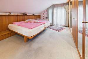 Exklusives Einfamilienhaus auf sonnigem Grundstück in München-Forstenried – Die vollständige Adresse der Immobilie erhältst du vom Anbieter., 81476 Forstenried, München – Vorschaubild 12