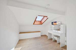 Architektenhaus mit Traumgarten, Indoor-Pool & uneinsehbarem Grundstück in ruhiger Lage – Die vollständige Adresse der Immobilie erhältst du vom Anbieter., 83236 Übersee – Vorschaubild 22