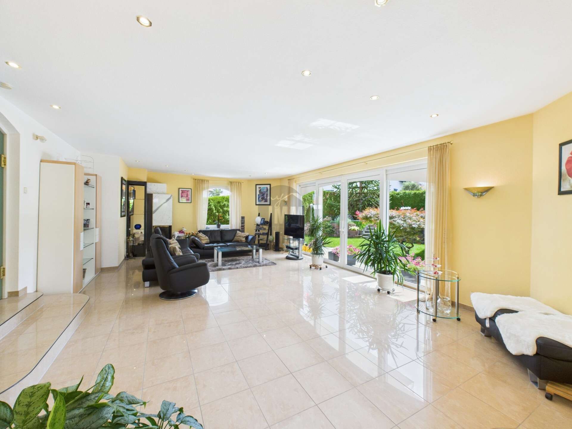 Immobilie in Lehrensteinsfeld - REPRÄSENTATIV & HOCHWERTIG – EIN HAUS, DAS SICH VON DER MASSE ABHEBT - Bild 12