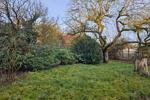 FAMILIENTRAUM, GERÄUMIGE DHH MIT POTENTIAL,2 GARAGEN U. CA. 888 m² GRUND-ERBPACHT- IN GRÜNER LAGE – Die vollständige Adresse der Immobilie erhältst du vom Anbieter., 24113 Hassee, Kiel – Vorschaubild 13
