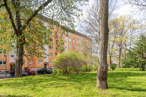 2-Raum-Wohnung im Erdgeschoss mit Balkon auf dem südlichen Sonnenberg