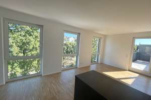 Sichern Sie sich den Traum vom doppelten Freiraum: 3 ZW mit Dachterrasse & Eckbalkon wartet auf Sie – Biklenstraße 10, 70327 Untertürkheim (Ortsteil), Stuttgart – Vorschaubild 2