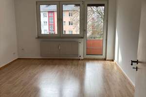 3 Zimmer-Dachgeschosswohnung in Wiesbaden  – Die vollständige Adresse der Immobilie erhältst du vom Anbieter., 65193 Nordost, Wiesbaden – Vorschaubild 9