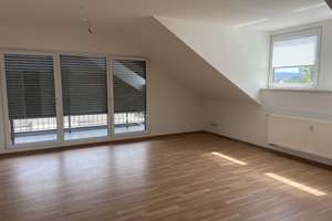 schöne  2-Zimmer DG Wohnung mit Balkon und Aussicht – Die vollständige Adresse der Immobilie erhältst du vom Anbieter., 56070 Kesselheim, Koblenz – Vorschaubild 8