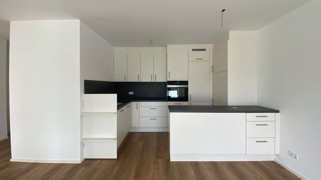 Immobilie in Dunningen - Barrierefreie DG-Wohnung mit Balkon und TG-Stellplatz - Bild 2