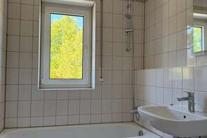 !! Charmante Maisonettewohnung nähe DEZ !! – 93059 Reinhausen, Regensburg – Vorschaubild 5