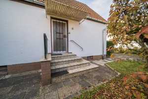 Riesiges Grundstück mit sanierungsbedürftigem Einfamilienhaus – Geierskopfweg 11, 65931 Frankfurt am Main – Vorschaubild 4