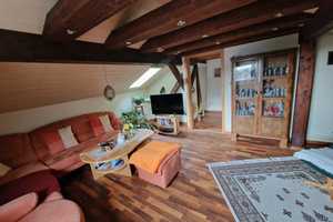 Zwei- bis Drei-Familienhaus
360 m² + 2 Sonnenterrassen +
2 Balkone + 3 Zusatz-Öfen +
Grün + Ruhig – Bayreuth (Kreis) – Vorschaubild 10