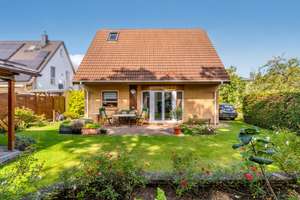 Familienfreundliches Einfamilienhaus mit 5 Zimmern und ruhigem Garten – Die vollständige Adresse der Immobilie erhältst du vom Anbieter., 13089 Heinersdorf, Berlin – Vorschaubild 2