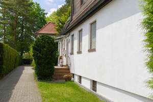 Erstklassiges niveauvolles Wohnen in ruhiger Lage von Zehlendorf – Die vollständige Adresse der Immobilie erhältst du vom Anbieter., 14129 Nikolassee, Berlin – Vorschaubild 2