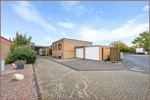 Pulheim: Gepflegter Bungalow mit viel Platz zum Leben und Wohlfühlen – Die vollständige Adresse der Immobilie erhältst du vom Anbieter., 50259 Pulheim – Vorschaubild 3