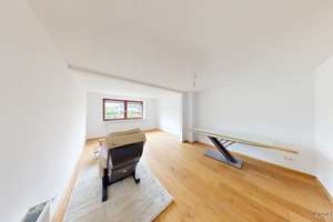 Kernsanierte Doppelhaushälfte mit 5 Zimmern und ca. 125m² Wohnfläche – Schwarze Heide 11, 30419 Stöcken, Hannover – Vorschaubild 2