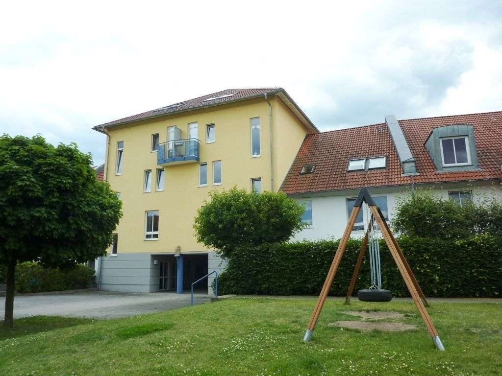 Immobilie in Hennigsdorf - Attraktive Kapitalanlage in Bestlage: Hochwertige 4-Zimmer-Maisonette mit 2 Balkonen & TG-Stellplatz - Bild 0