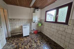 Sanierungsbedürftiges Reihenmittelhaus in ruhiger Lage von Kirchheim unter Teck zu verkaufen! – Esslingen (Kreis) – Vorschaubild 6