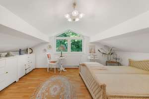 Ein besonderes Zuhause im Grünen: Großzügiges Zweifamilienhaus mit Platz für Generationen – Die vollständige Adresse der Immobilie erhältst du vom Anbieter., 81927 Englschalking, München – Vorschaubild 19