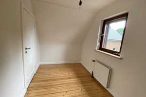 Erstbezug nach Modernisierung - Kleines Einfamilienhaus im Grünen mit schönem Garten – Hamburg – Vorschaubild 12