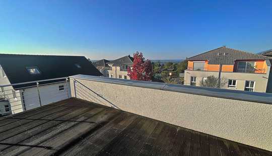 Bild von Attraktives und großzügiges Architektenhaus als DHH in begehrter Wiesbadener Wohnlage