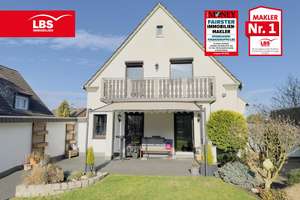 freistehendes Einfamilienhaus in begehrter Lage - Oberhausen-Schmachtendorf – Die vollständige Adresse der Immobilie erhältst du vom Anbieter., 46147 Sterkrade-Nord, Oberhausen – Vorschaubild 1