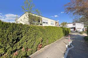 KAPITALANLEGER/AUFTEILER AUFGEPASST! 4-Fam.-Haus! Ca. 4,2% Bruttorendite! Teilungspläne genehmigt! – Die vollständige Adresse der Immobilie erhältst du vom Anbieter., 73257 Köngen – Vorschaubild 2