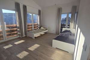 Vermietung einer renovierten, möblierten vier-Zimmer-Wohnung - ideal als Monteurunterkunft